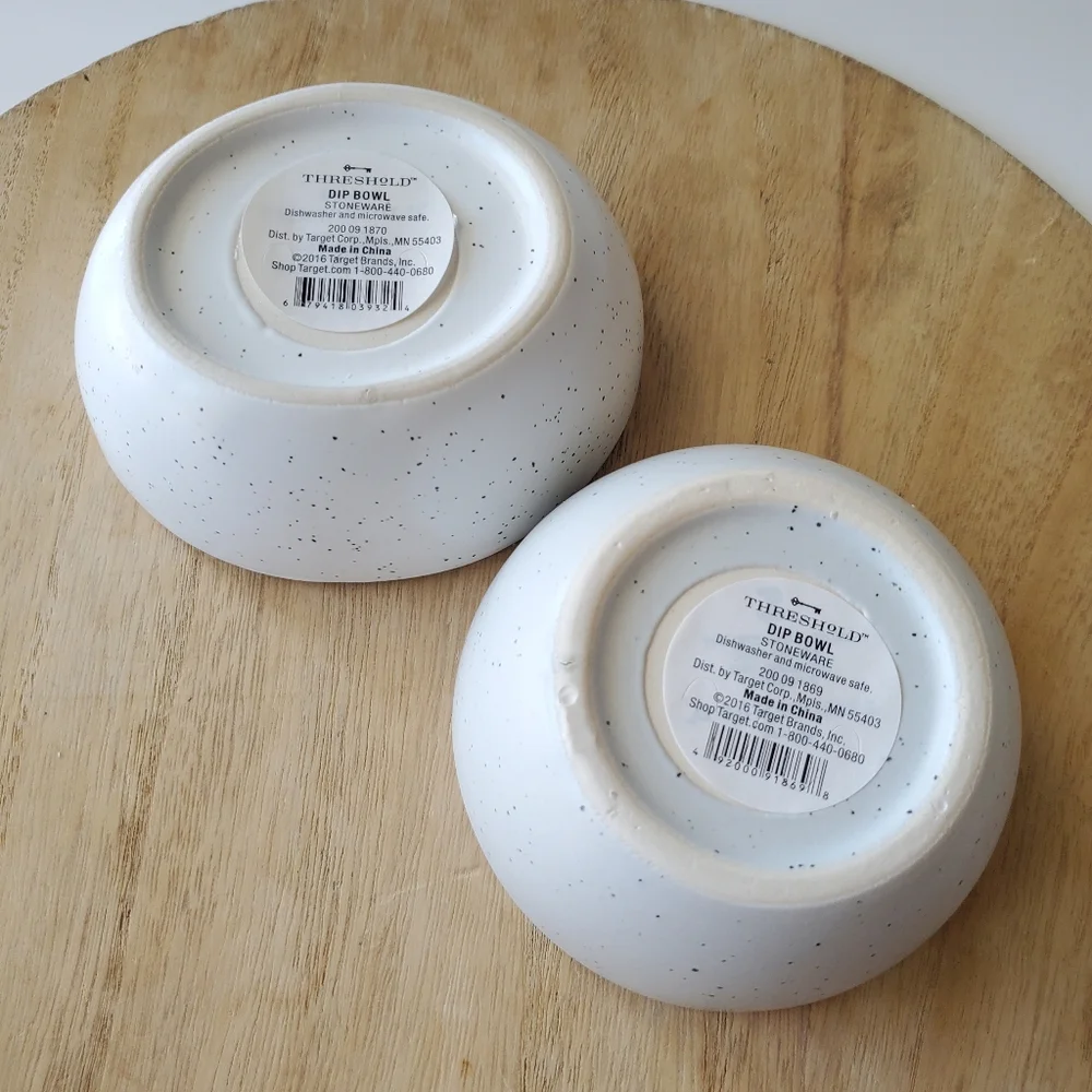 NEW Threshold Minimalist Speckled Organic Shape Oval Round Small Dipping Bowls